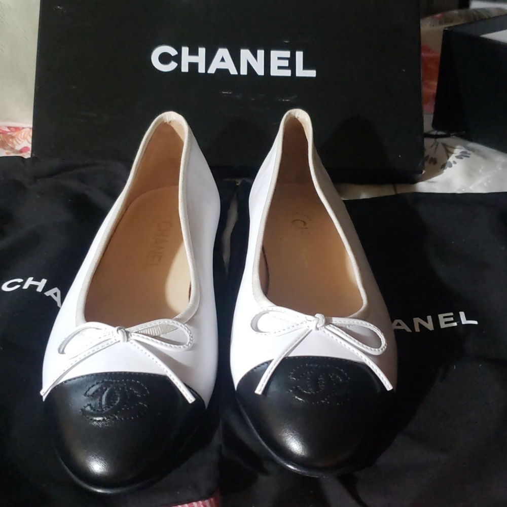 CHANEL ballet flats authentic